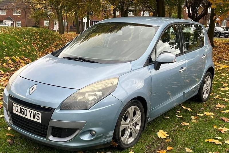 Blue Used 2010 Renault Scénic III Dynamique MPV | £2,000 - Image 1/1