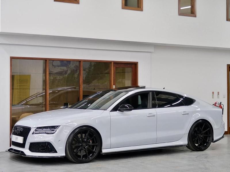 Used Audi RS7 Sportback Business 560 HP (411 kW) 2014 White Hatchback