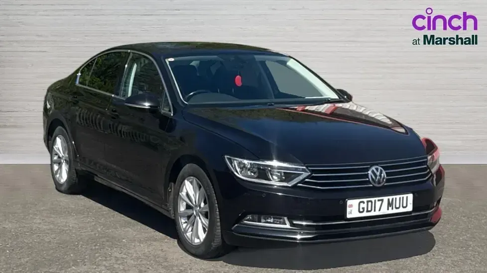 Usado VW Passat Business 150 HP (110 kW) 2017 Preto Sedan