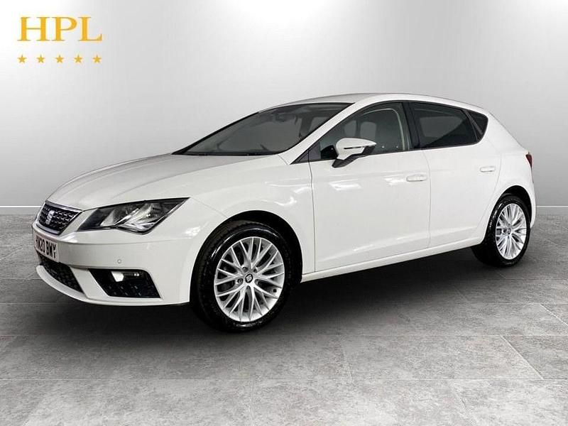 Used Seat Leon SE Dynamic 115 HP (84 kW) 2020 White Hatchback