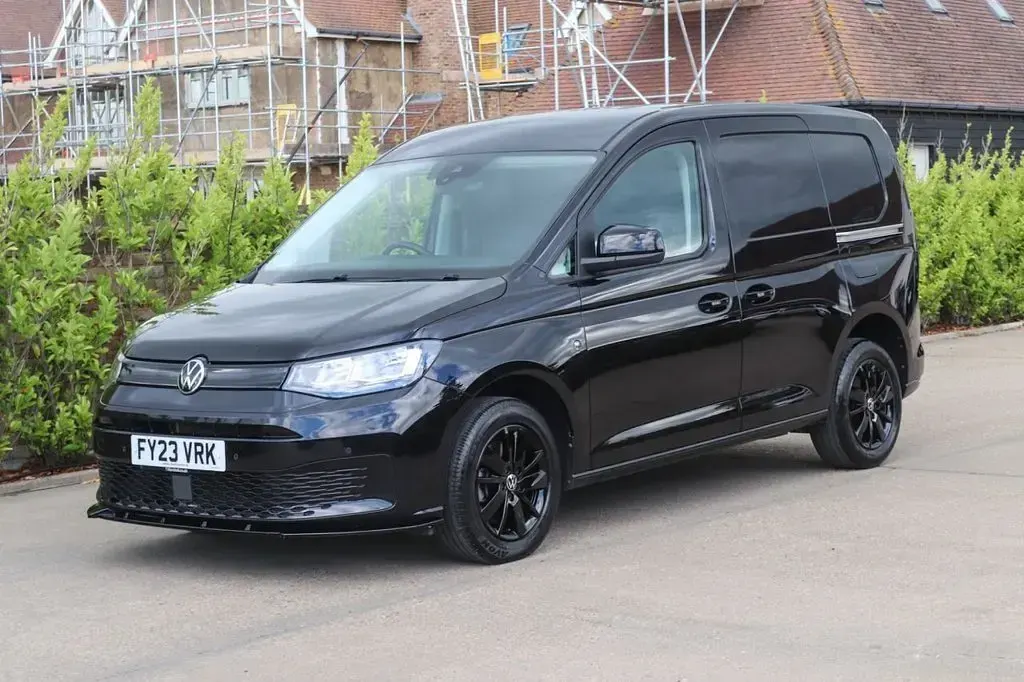 Used VW Caddy Pro 122 HP (89 kW) 2023 Black MPV