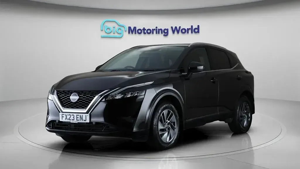 Used Nissan Qashqai Acenta Premium 158 HP (116 kW) 2023 Black SUV