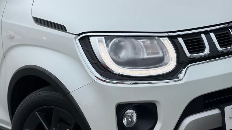 Used Suzuki Ignis SZ-T 83 HP (61 kW) 2022 White SUV