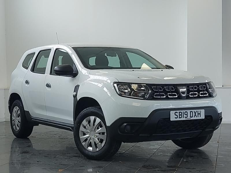 White Used 2019 Dacia Duster Acces SUV | £7,998 (Super price) - Image 1/4