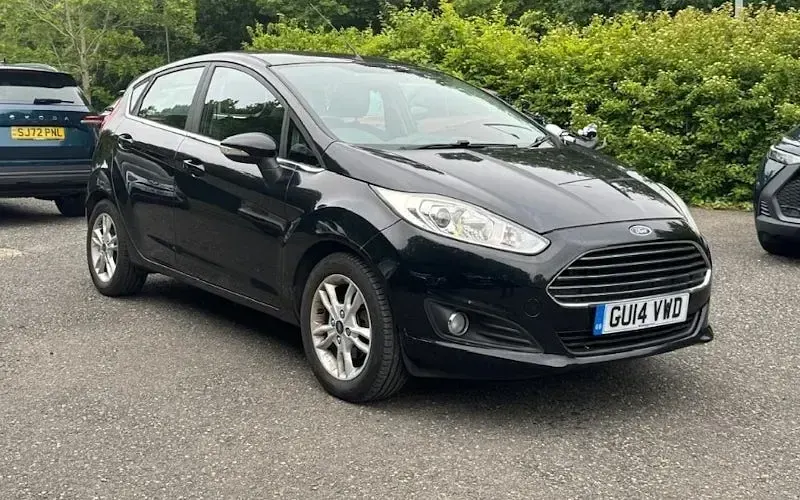 Usado Ford Fiesta Zetec 101 CV (74 kW) 2017 Utilitario
