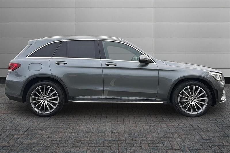 Used Mercedes GLC300 AMG Line Premium 245 HP (180 kW) 2019 Selenite grey Estate