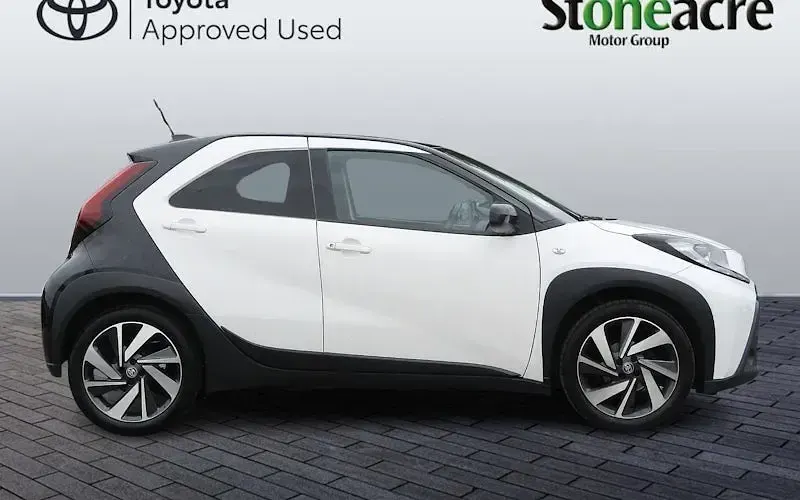 Used Toyota Aygo X 72 HP (52 kW) 2025 SUV