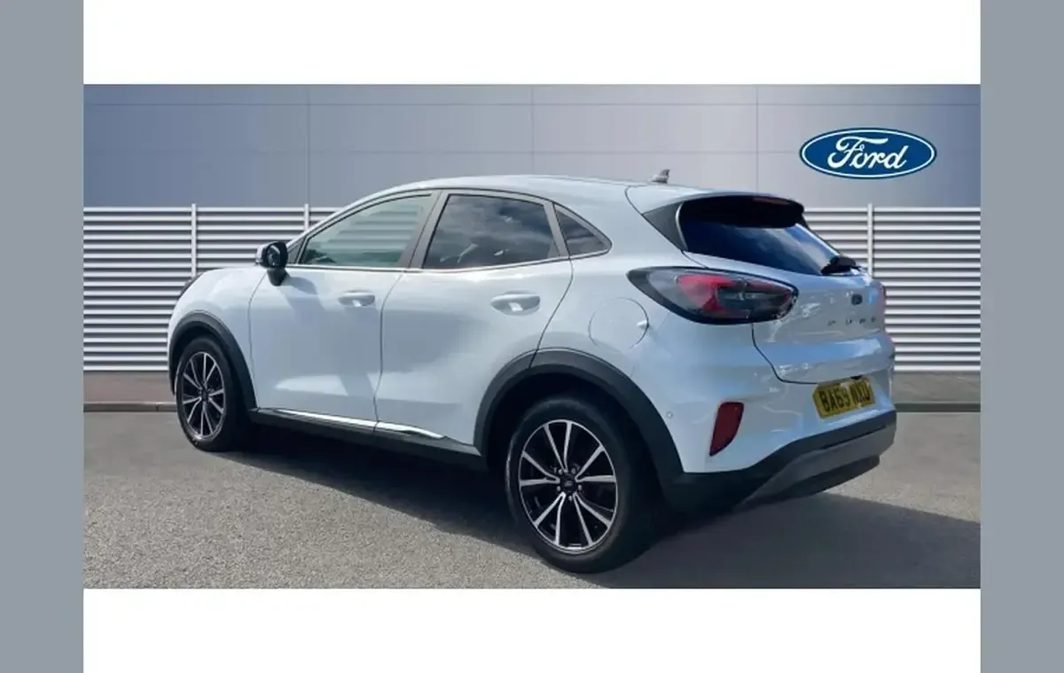 Used Ford Puma Titanium 125 HP (91 kW) 2020 White SUV