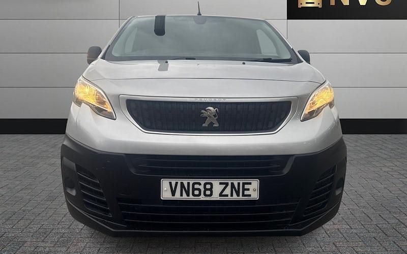 Used Peugeot Expert 116 HP (85 kW) 2019 Silver Van