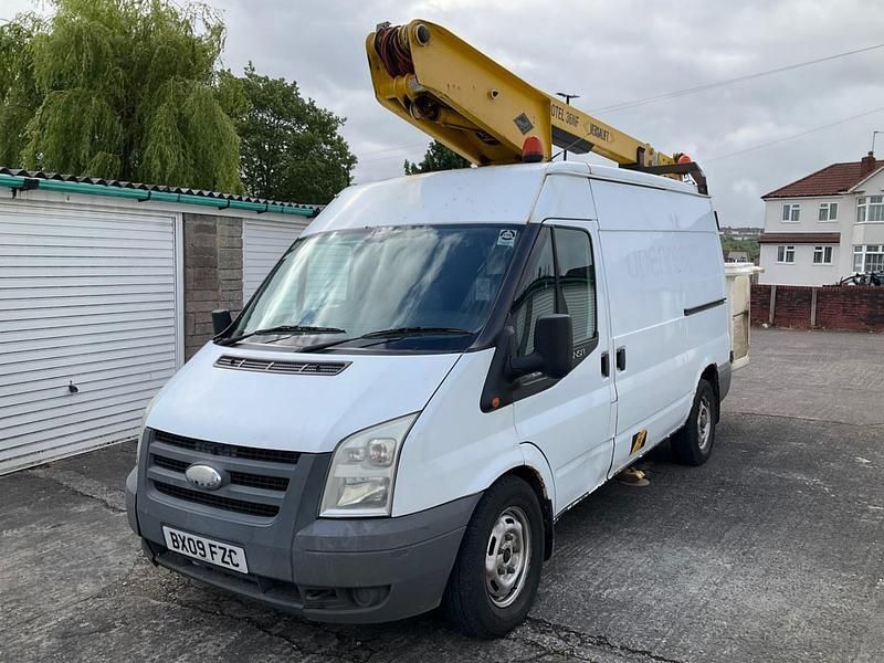 White Used 2009 Ford Transit Van | £3,995 (A bit pricey) - Image 1/4