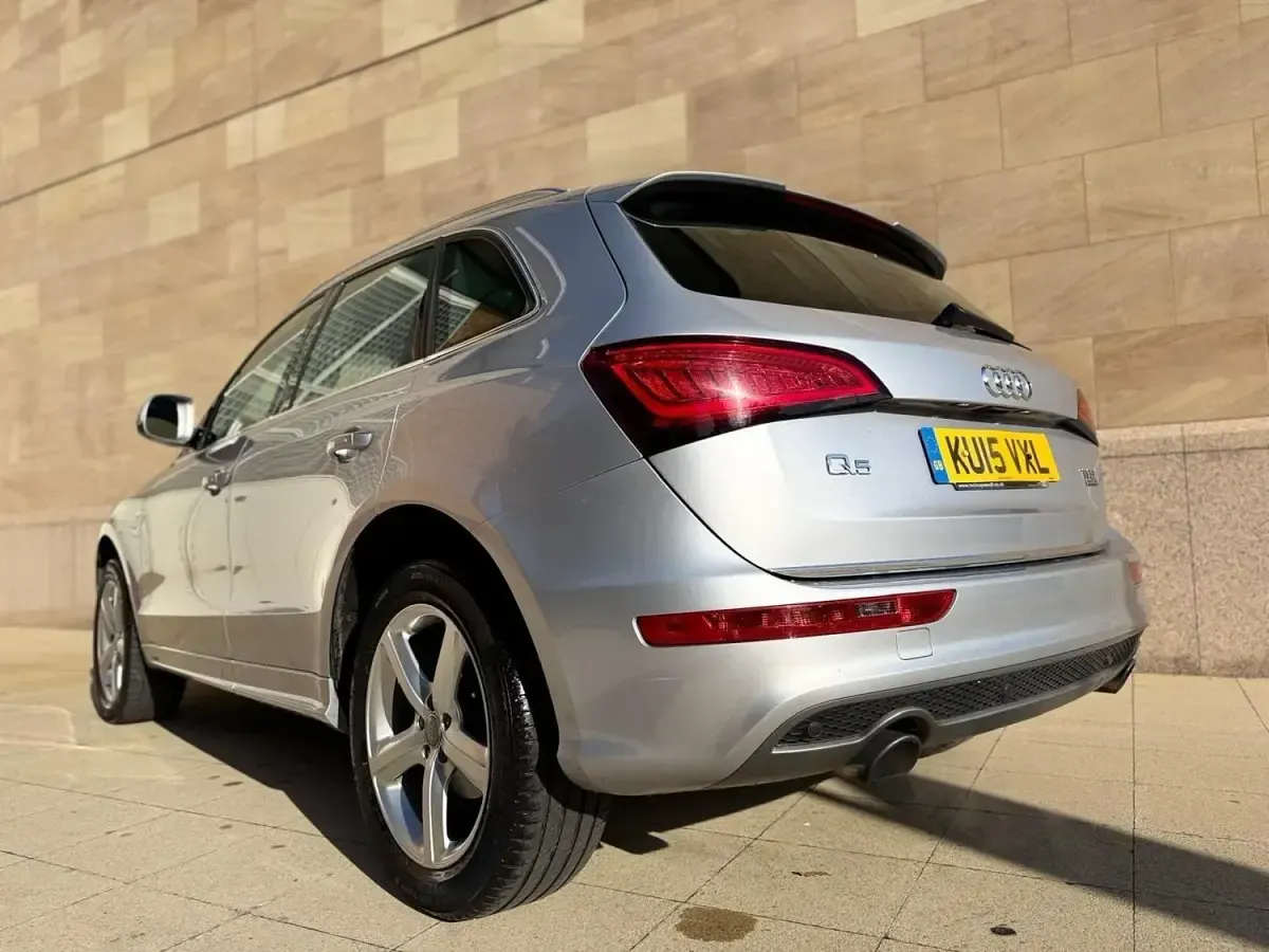 Usado Audi Q5 S-Line 2015 Prateado SUV