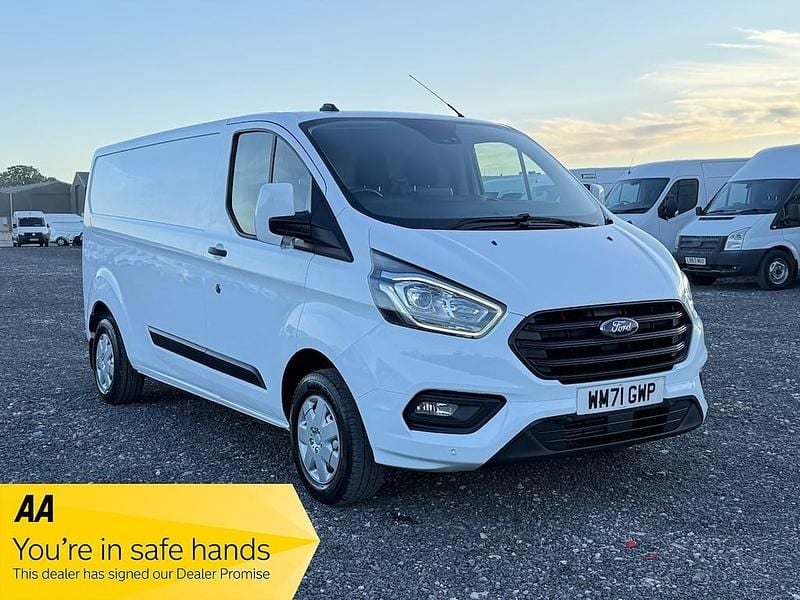 White Used 2022 Ford Transit Custom Trend Van | £11,495 (Super price) - Image 1/3