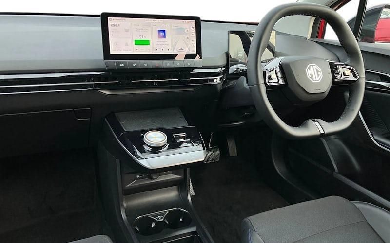 Used MG MG4 EV Trophy 150 kW (204 HP) 2025 Red Hatchback