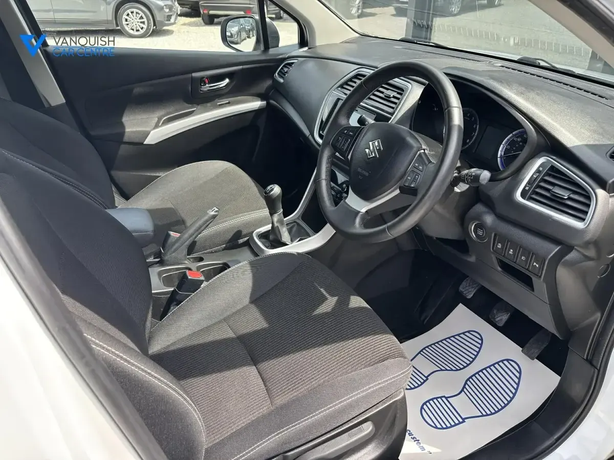 Used Suzuki SX4 S-Cross SZ-T 111 HP (81 kW) 2019 White SUV