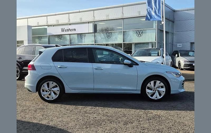 New VW Golf VIII Match 113 HP (83 kW) 2025 Blue Hatchback