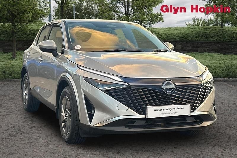 Silver Used 2024 Nissan Qashqai Acenta Premium SUV | £19,336 (Fair price) - Image 1/4
