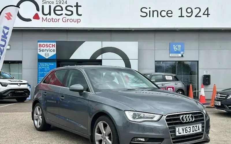 Usado Audi A3 Sportback Sport 122 HP (89 kW) 2013 Citadino