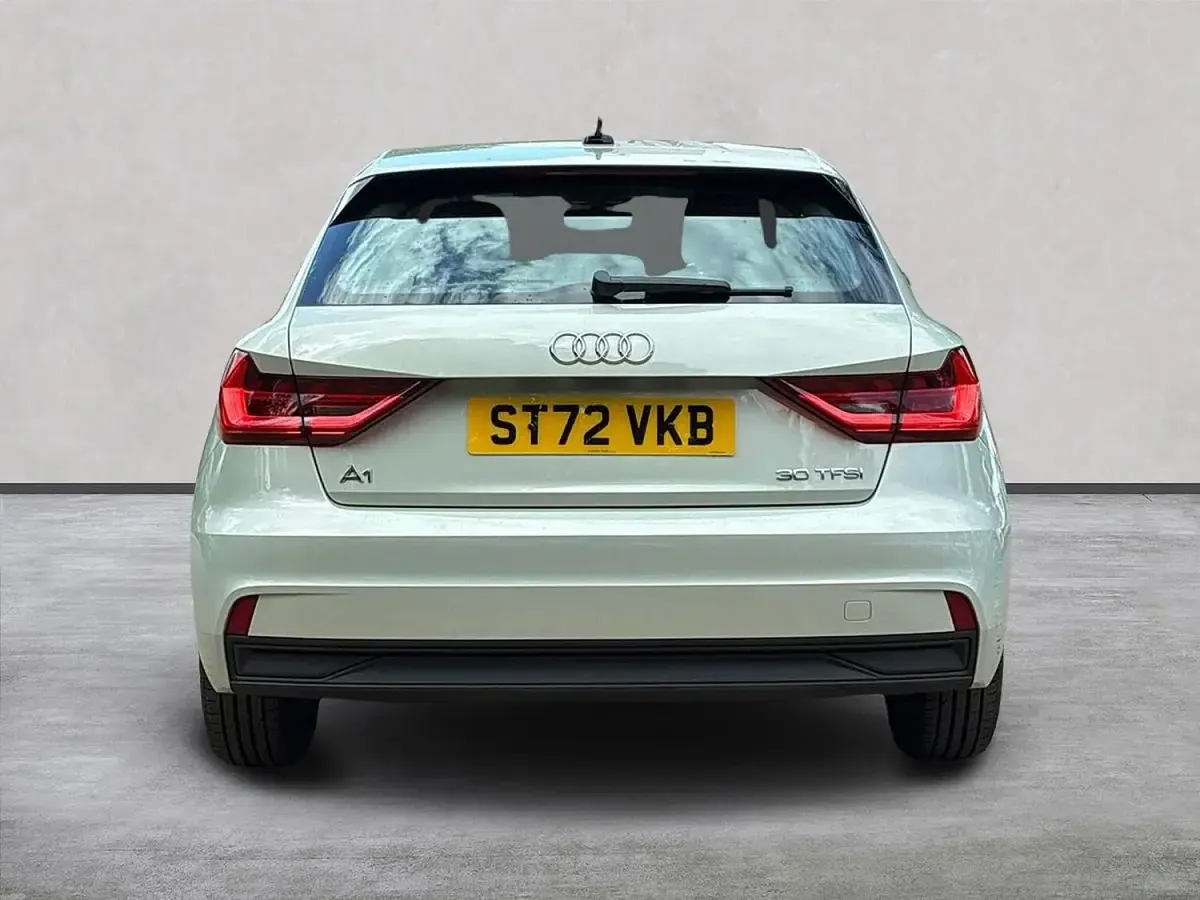 Used Audi A1 Sportback Premium 110 HP (80 kW) 2022 Silver Hatchback