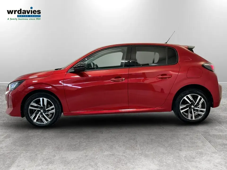 Used Peugeot 208 Allure+ 100 HP (73 kW) 2023 Red Hatchback