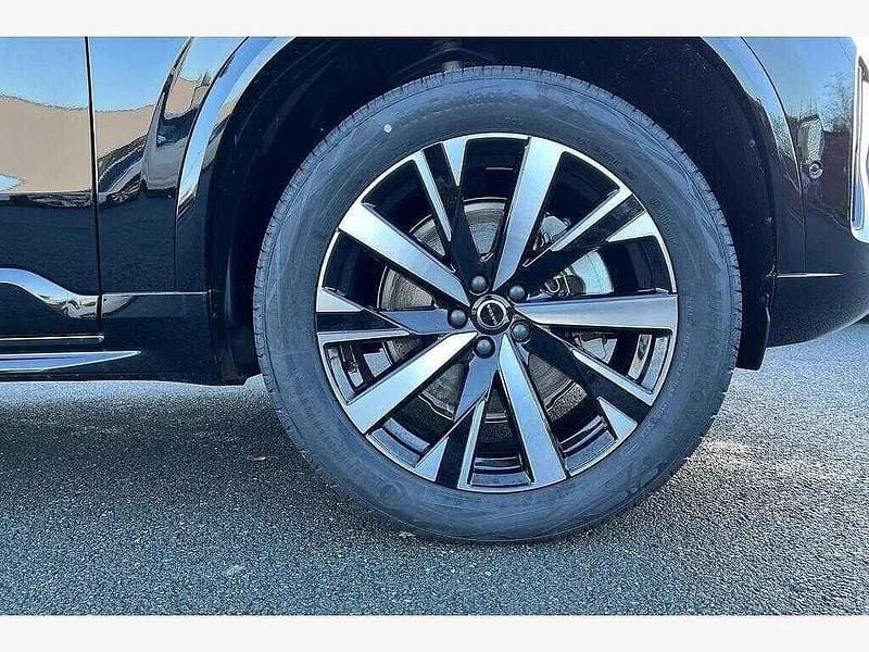 New Volvo XC90 Plus 250 HP (183 kW) 2025 Onyx black SUV