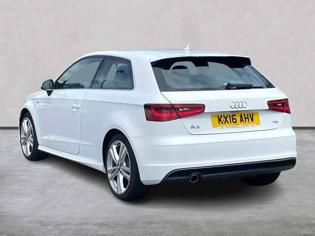 Used Audi A3 S-Line 110 HP (80 kW) 2016 White Hatchback