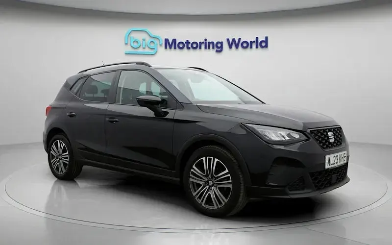 Begagnad Seat Arona SE 95 HK (69 kW) 2022 Svart SUV