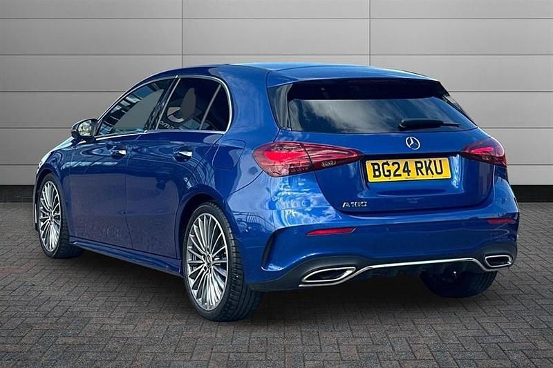 Used Mercedes A180 AMG Line Premium Plus 136 HP (100 kW) 2024 Blue Hatchback