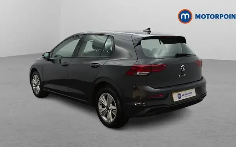 Usado VW Golf VIII Life 131 CV (96 kW) 2024 Utilitario