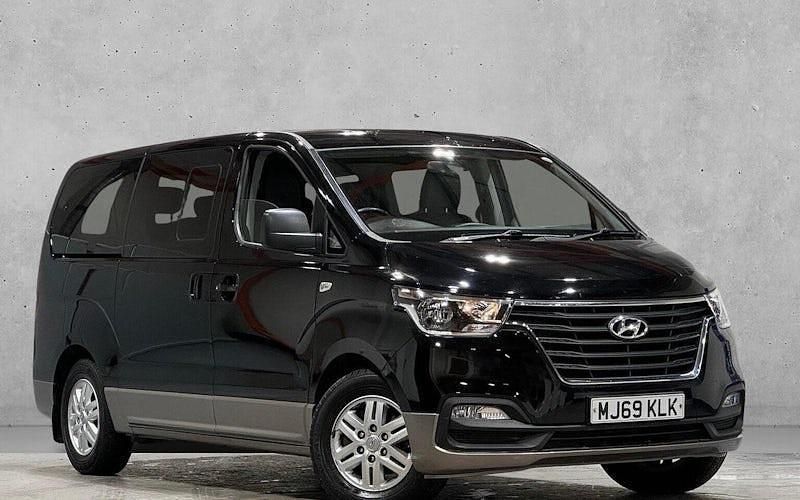 Used 2019 Hyundai I800 SE MPV | £15,495 (Fair price) - Image 1/4
