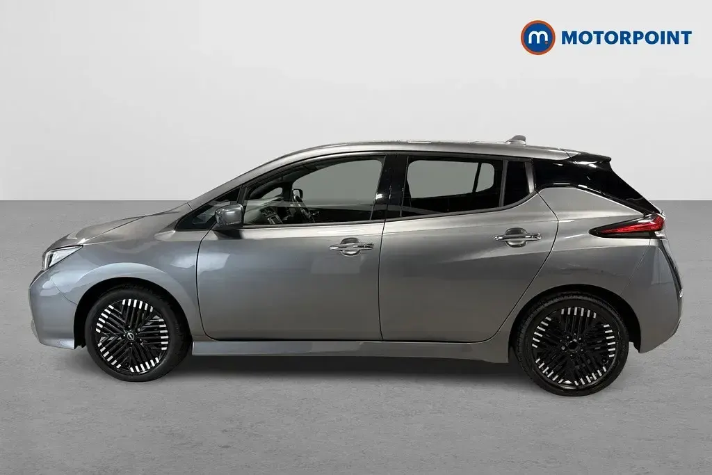 Gebraucht Nissan Leaf N-Connecta 110 kW (150 PS) 2023 Grau Kleinwagen