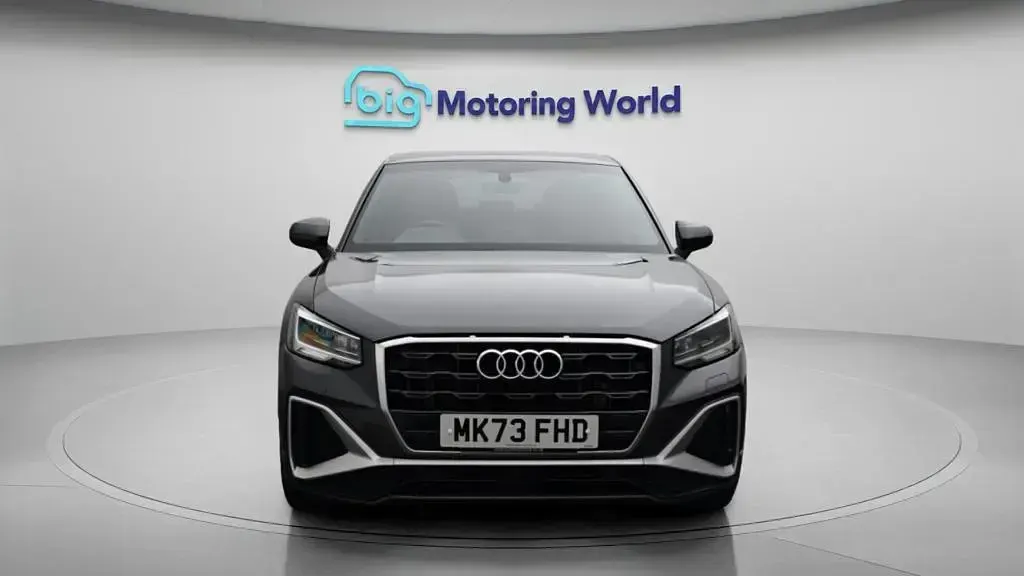 Used Audi Q2 S-Line 150 HP (110 kW) 2023 Grey SUV