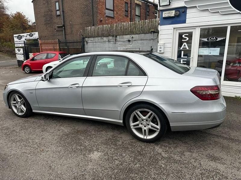 Used Mercedes E250 Avantgarde 2010 Silver Sedan
