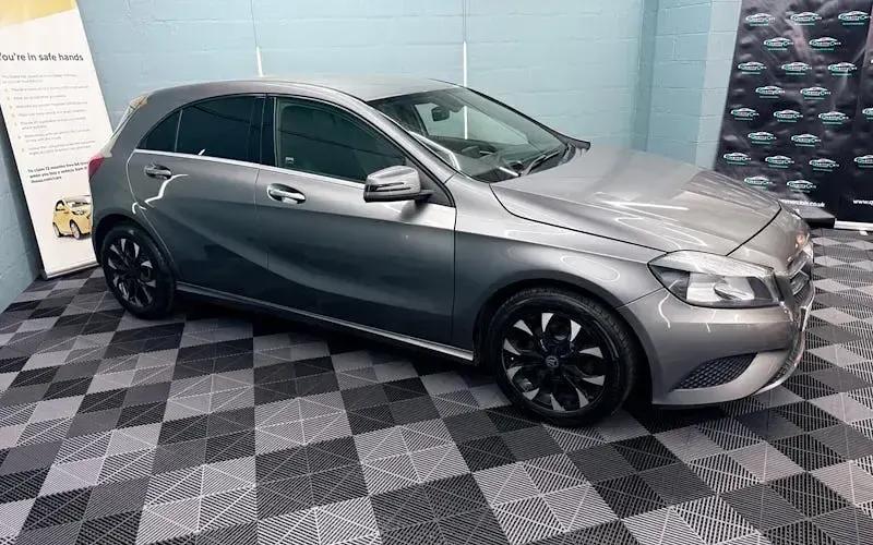 Used Mercedes A180 SE 109 HP (80 kW) 2013 Grey Hatchback
