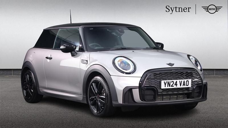 Silver Used 2024 Mini Cooper Hatch Hatchback | £24,500 (Fair price) - Image 1/4