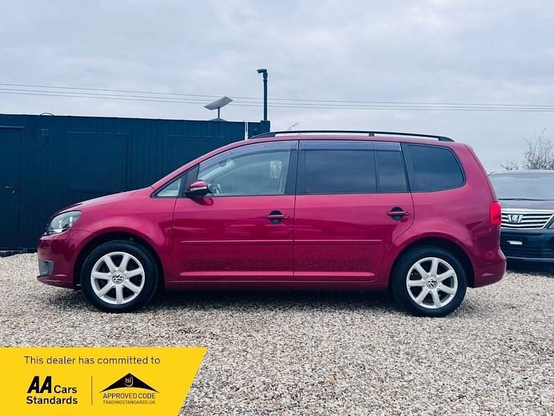 Used VW Touran Comfortline 2012 Red MPV