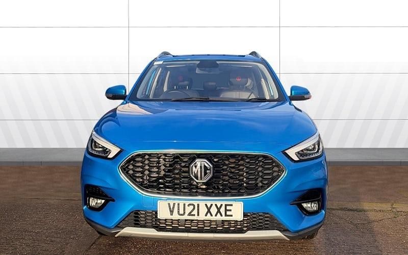 Used MG ZS Exclusive 111 HP (81 kW) 2024 Hatchback