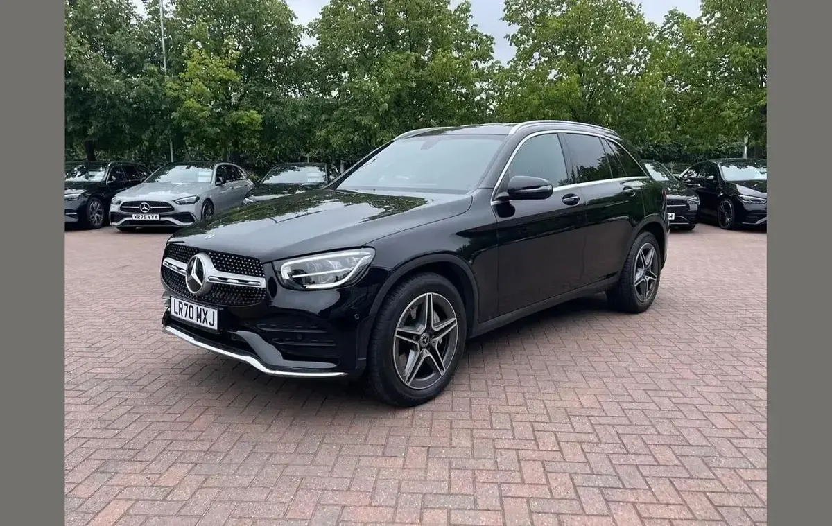 Used Mercedes GLC300 AMG line 254 HP (186 kW) 2020 Black SUV