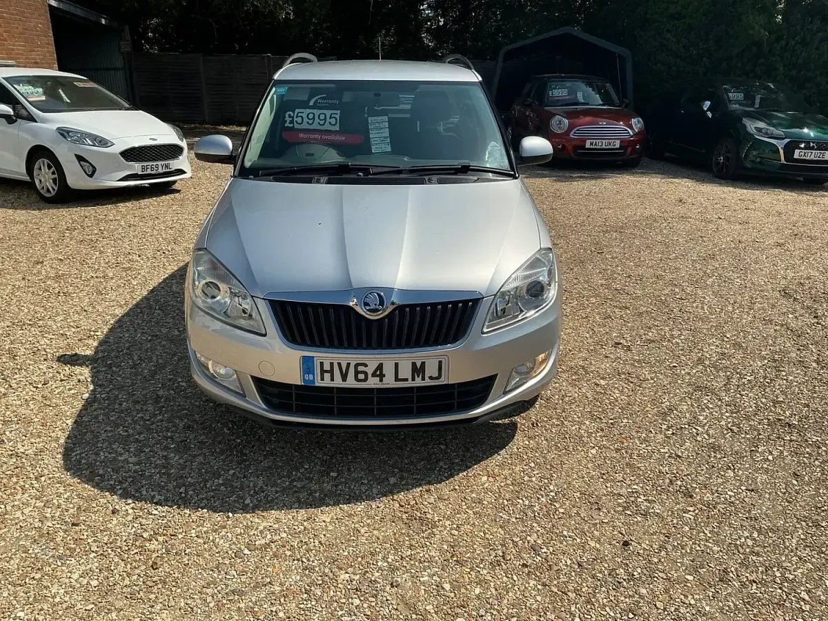 Used Skoda Fabia Elegance 105 HP (77 kW) 2014 Silver Estate