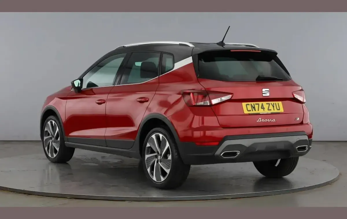Used Seat Arona FR Sport 113 HP (83 kW) 2024 Red SUV