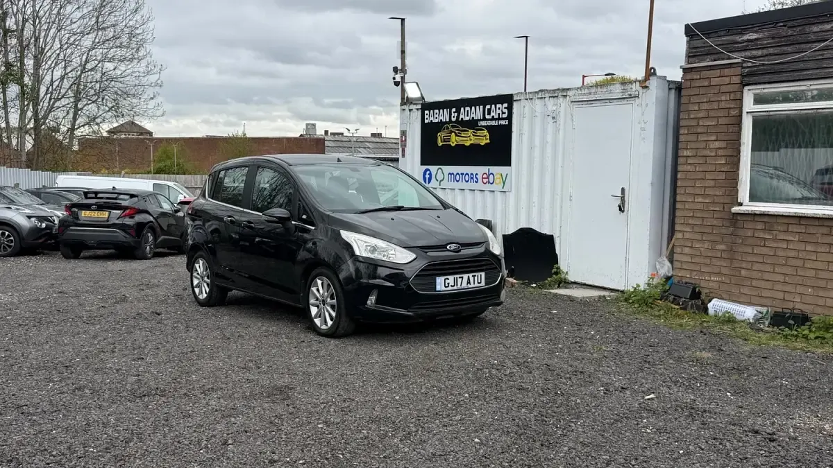 Used Ford B-MAX Zetec 2017 Black MPV