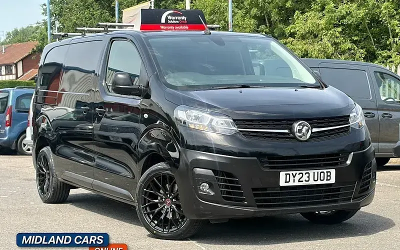Used Vauxhall Vivaro 101 HP (74 kW) 2023 MPV