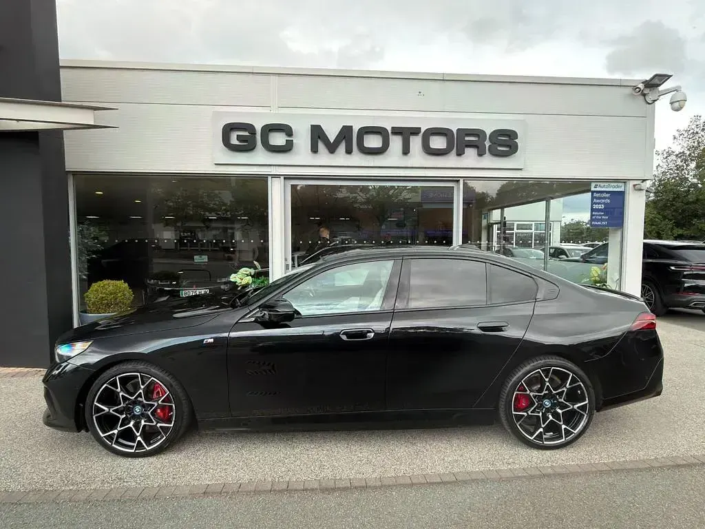 Used BMW i5 Comfort Edition 442 kW (601 HP) 2025 Black Sedan