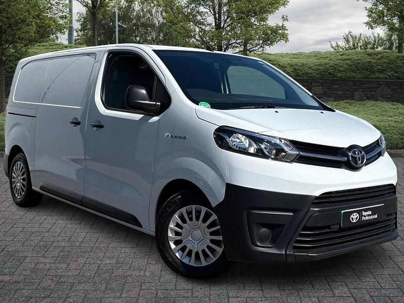 White Used 2024 Toyota Proace Van | £20,785 - Image 1/4