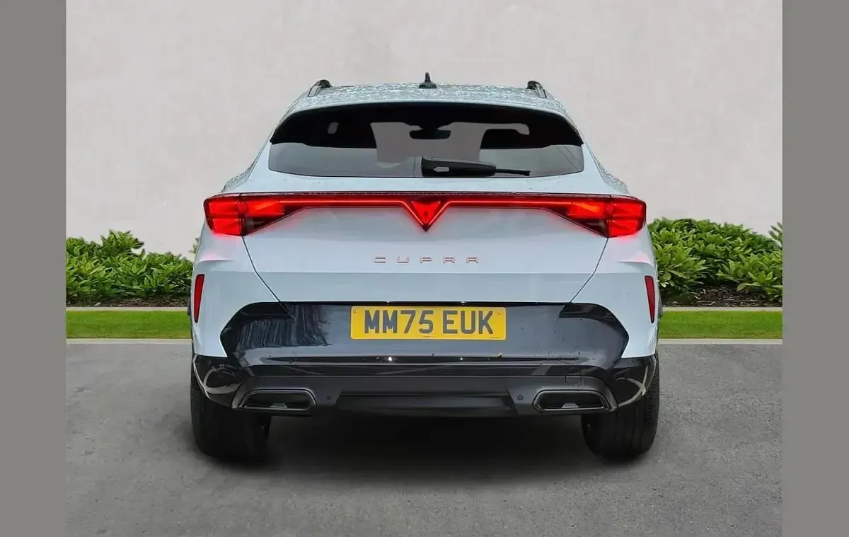Used Cupra Formentor 147 HP (108 kW) 2025 White SUV