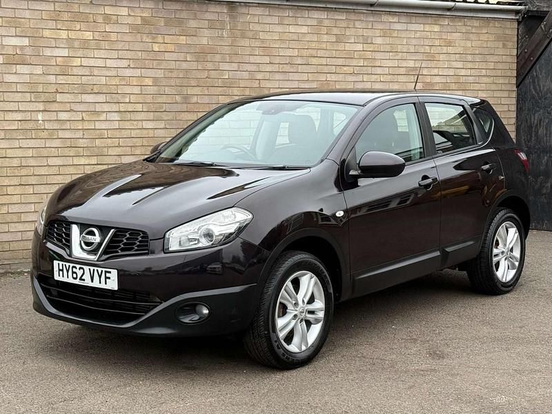 Black Used 2012 Nissan Qashqai Acenta SUV | £2,975 (Fair price) - Image 1/3