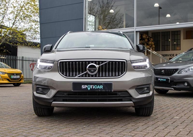 Used Volvo XC40 Inscription 258 HP (189 kW) 2020 Grey SUV