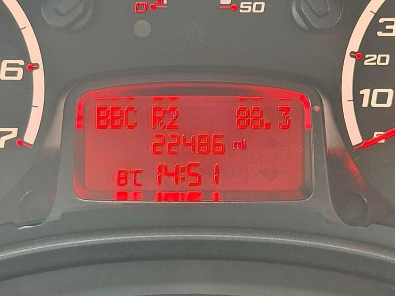 Used Ford Ka Studio 69 HP (50 kW) 2015 Red Hatchback