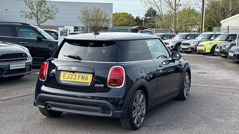Used Mini Cooper Exclusive 136 HP (100 kW) 2022 Black Hatchback