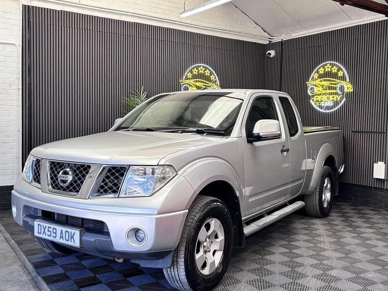 Used Nissan PickUp 169 HP (124 kW) 2009 Silver Pickup