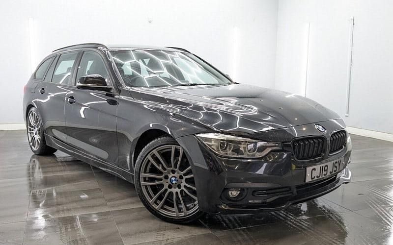 Used BMW 320 Efficient Dynamics 163 HP (119 kW) 2019 Black Estate